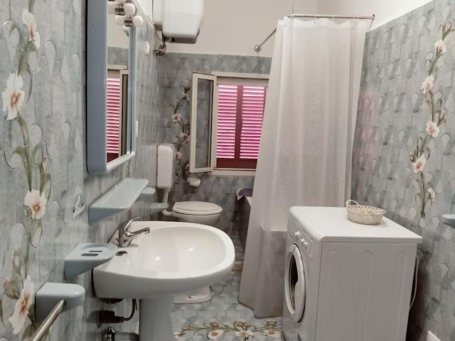 Appartamento In Villa Con Pineta Лепорано Екстериор снимка
